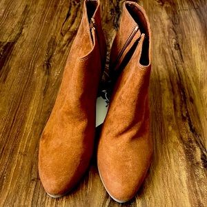 Women’s winter boots